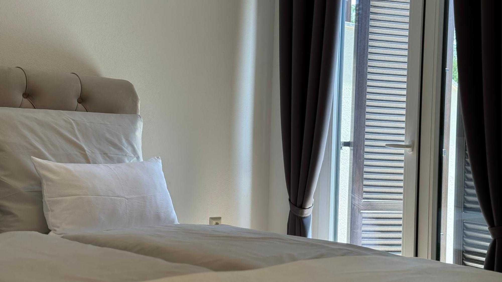 Apartments Ein Haus In Der Sonne Malinska Ngoại thất bức ảnh
