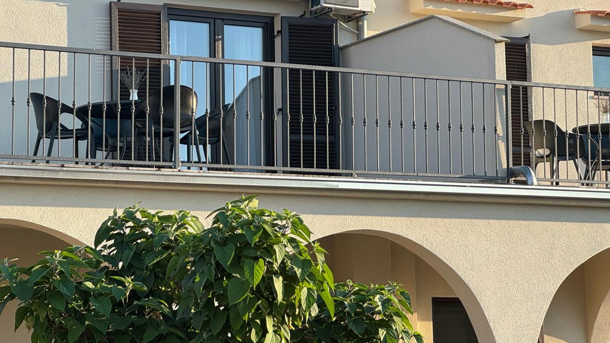 Apartments Ein Haus In Der Sonne Malinska Phòng bức ảnh