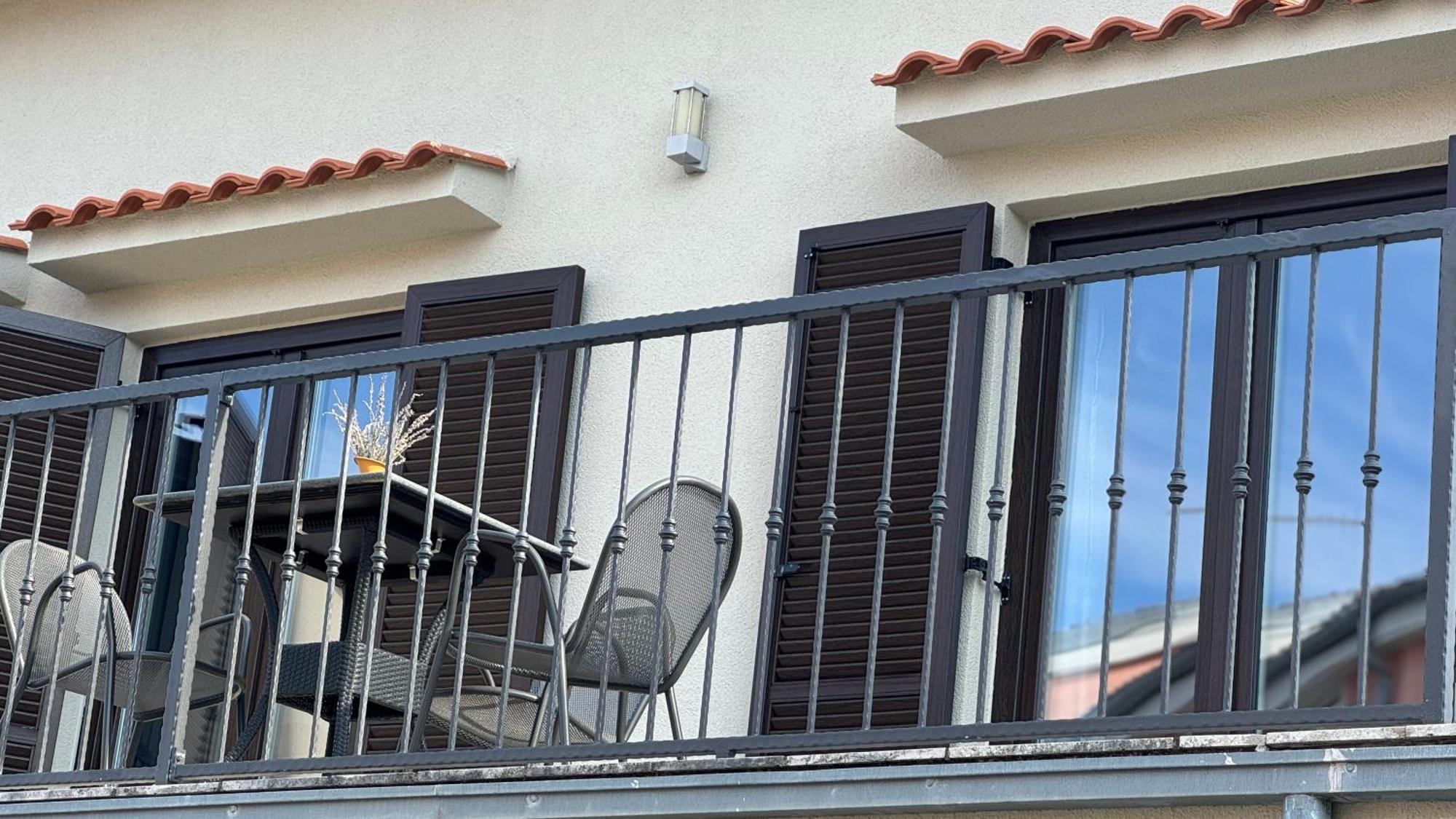Apartments Ein Haus In Der Sonne Malinska Phòng bức ảnh